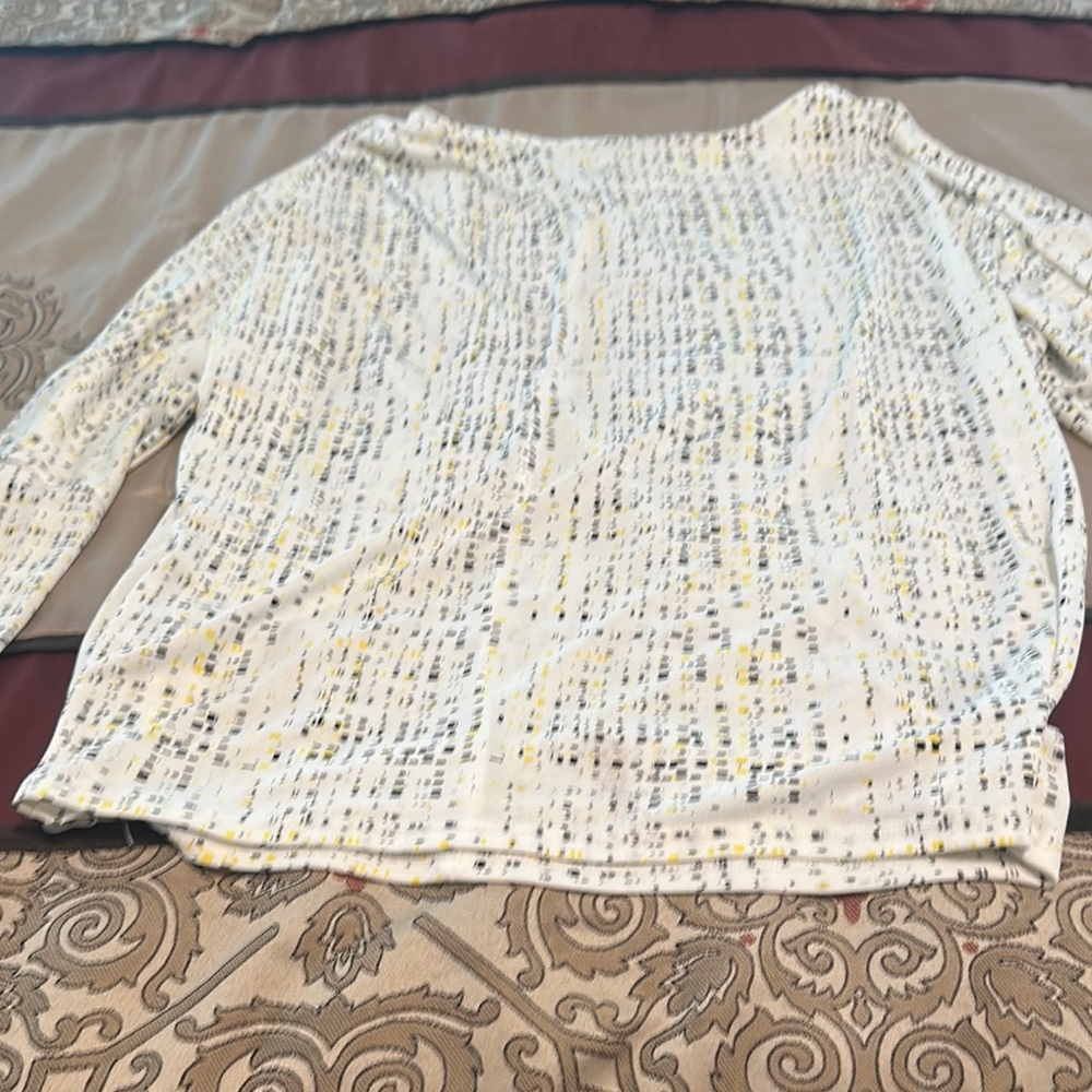 Worthington White and Yellow Patterned Blouse